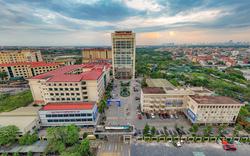 1 đại học ở Hà Nội cán mốc doanh thu hơn 1.000 tỷ đồng, trả lương cho giảng viên 469 tỷ đồng/năm, quy tụ đến 1.285 Giáo sư, Phó giáo sư, Tiến sĩ, Thạc sĩ