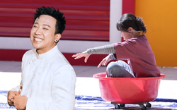 Nữ ca sĩ 42 tuổi được Trấn Thành khen quá trẻ đính chính thông tin