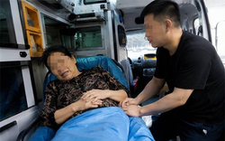 Người phụ nữ 54 tuổi qua đời vì ung thư tuyến tụy dù chưa bao giờ ăn quá nhiều, nguyên nhân từ 4 việc nhiều người làm mỗi tối