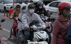 Lỉnh kỉnh hành lý, quà quê, người dân trở lại TPHCM sớm
