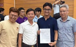 "Hổ phụ sinh hổ tử" bản đời thực: Cha gắn bó 20 năm ở A9 Bạch Mai, con trai trong Match Day không ngại bước vào "chảo lửa"