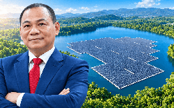 Ông Phạm Nhật Vượng sẽ phủ gần 700.000 tấm pin trên một hồ thủy điện ở Tây Bắc: Gấp đôi “kỷ lục gia” Đông Nam Á Citara của Indonesia