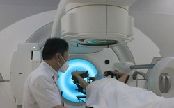 Bộ Y tế yêu cầu xác minh phản ánh "muốn nhanh phải kẹp tiền vào sổ" tại Khoa Xạ trị, Bệnh viện E