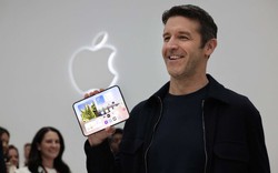 Apple thẳng thừng tố đối thủ sao chép iPhone Duo: “Có quá nhiều sự trùng hợp”