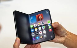 Cầm 100 triệu đồng, chọn mua iPhone Duo hay sắm ô tô điện VinFast?