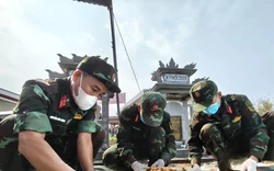 Khai mở mộ tập thể, phát hiện 17 hài cốt liệt sĩ
