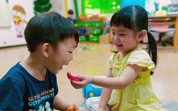 Giáo viên mầm non tiết lộ: Những đứa trẻ được bạn bè yêu quý ở trường thường có 5 điểm chung