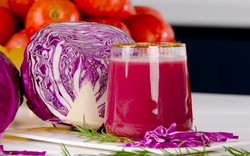 Bắp cải tím được người lớn tuổi “săn lùng”, nhưng sự thật không phải ai ăn cũng tốt