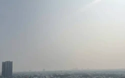 Bầu trời TPHCM mờ đục