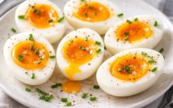 Ăn một quả trứng mỗi ngày có làm tăng mỡ máu?