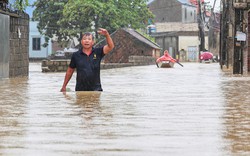 Chuyên gia lý giải đợt mưa trên 400mm gây ngập diện rộng ở Hà Nội