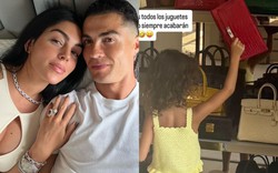 "Rich kid" nhà Ronaldo lấy túi Hermes làm đồ chơi