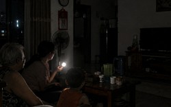 Nhà mất điện nên làm gì đầu tiên?