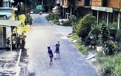 Thanh niên áp sát, giật phăng sợi chuyền của người phụ nữ, đem bán được 27,55 triệu đồng