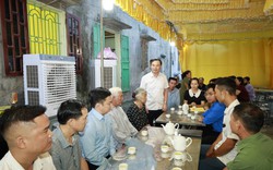 Bà ngoại nam sinh bị nước cuốn xuống cống: 'Cháu ngoan và thương mẹ lắm'