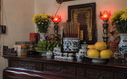 Trước khi thắp hương nên làm gì đầu tiên?