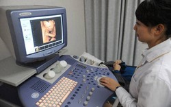 Cả nhà không ai mắc bệnh di truyền, mẹ ăn uống giữ gìn vẫn sinh con dị tật: Nguyên nhân nằm ở 1 việc rất nhiều mẹ làm