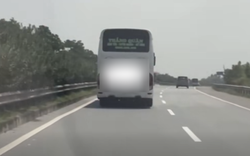 Xử phạt tài xế xe khách chạy 'rùa bò', bám làn trái cao tốc suốt 3km