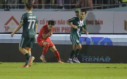 Cầu thủ đánh nguội Đình Bắc nhận án kỷ luật