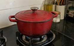 Vì sao ngày càng nhiều gia đình không còn chọn nồi gang? 2 loại nồi nhẹ, bền, dễ vệ sinh đang dần chiếm ưu thế