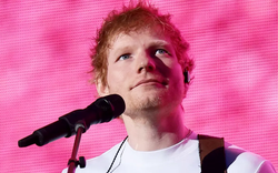 Ed Sheeran đối mặt khủng hoảng sau tour diễn