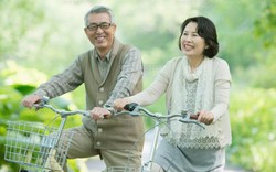 Vợ chồng trung niên sống “lỗi thời”: Ít gọi đồ ăn, đồ hỏng ưu tiên sửa, càng sống càng thấy tài khoản nhẹ gánh
