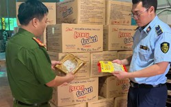 Phát hiện hơn 3.000 bánh Trung thu không rõ xuất xứ, không có ngày sản xuất, hạn sử dụng