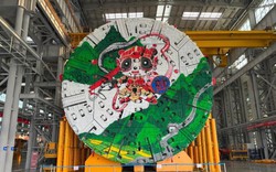 Phát hiện láng giềng Việt Nam đưa ‘quái vật’ dài 220m, nặng 3.500 tấn xuống lòng đất - thực hiện nhiệm vụ đặc biệt ở độ sâu hơn 1000m