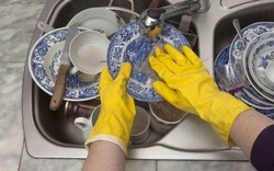 Lời khuyên đến những ai đang phải rửa bát mỗi ngày