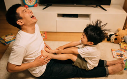 Nếu nhà bạn có con trai: Cho con 4 thứ này còn giá trị gấp ngàn lần tiền bạc, xe sang!