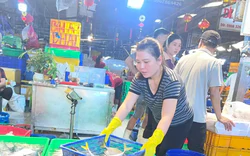 'Ngộp thở' khi giá thực phẩm leo thang