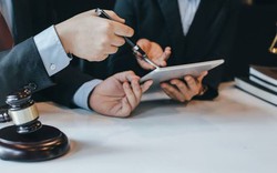 Đi gửi tiết kiệm nhưng lại mua bảo hiểm nhân thọ, khách đóng hơn 150 triệu đồng rồi đòi hủy hợp đồng: "Tại sao tôi không được lãi suất 16%/năm như khi tư vấn?"