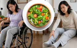 3 năm ăn chay để thanh lọc cơ thể, giảm cân, người phụ nữ 42 tuổi đến giờ “cầm cốc nước, cài cúc áo” cũng khó khăn