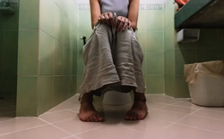 Bác sĩ Mỹ cảnh báo 1 triệu chứng "đáng xấu hổ" là dấu hiệu ung thư đại trực tràng