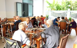 Việt Nam đã có "nhà dưỡng lão" nhận chăm sóc miễn phí 300 người cao tuổi đến cuối đời: Rộng 4,2ha, nơi ở kết hợp khu sinh thái đầy đủ vườn rau, ao cá