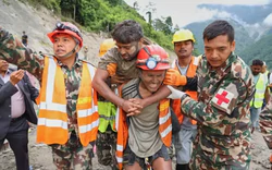 Việt Nam viện trợ khẩn cấp 300.000 USD giúp Nepal khắc phục hậu quả thiên tai