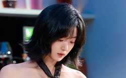 "Tiểu thư ngậm thìa vàng" đang khuấy đảo toàn cầu