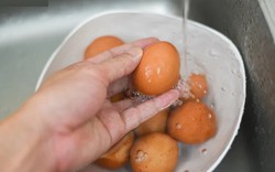 Gia đình 3 người phải nhập viện cấp cứu vì ngộ độc sau khi ăn trứng, bác sĩ cảnh báo lỗi sai cực nhiều người mắc