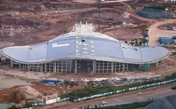 Việt Nam sắp hoàn thành công trình VIP để đón các nguyên thủ: Sàn 8.500m2, dùng lượng nhôm tương đương hơn 150 tấn, mái được ví như “đại bàng biển bằng thép”