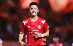 Tiến Linh trở lại ấn tượng