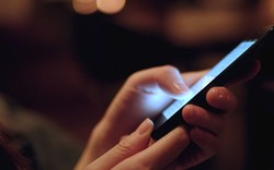 Lời khuyên cho những ai bấm điện thoại, đánh máy tính hàng ngày
