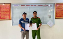 Xác minh giao dịch 300.000.000 đồng chuyển vào tài khoản LPBank của Nguyễn Văn Hợi, công an liên hệ người phụ nữ SN 1998 để làm rõ nguồn tiền