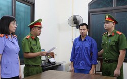 Công an kiểm tra kho gỗ: Ra lệnh bắt tạm giam chủ kho SN 1991