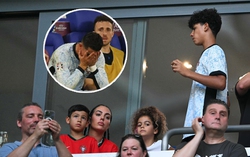 Vợ chưa cưới dắt theo 4 con đến xem Ronaldo thi đấu, thất thần trước những gì được chứng kiến