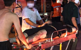 Cháy chung cư mini ở Hà Nội: &apos;&apos;Con em 20 tuổi, cao to đẹp trai, nó chết ngạt rồi&apos;&apos;