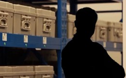 Tịch thu 10 xe ô tô, vàng, túi hiệu, bất động sản và cổ phiếu trong nhà 1 Giám đốc công ty dệt may biển thủ 182 tỷ đồng