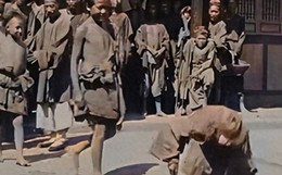 13 bức ảnh hiếm thời nhà Thanh: Cảnh Cái Bang thu nhận đệ tử, phạm nhân bị hành hình gây ấn tượng mạnh