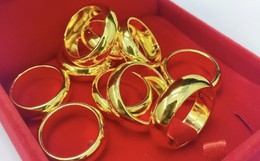 Bỏ 700 triệu mua vàng, hiện lãi hơn gấp đôi, người đàn ông vẫn than thở: "Mua vàng cả đời không bằng tiền lời lô đất"