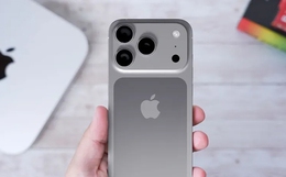 Quên AI, bỏ qua siêu mỏng: iPhone 17 Pro Max mới là smartphone của năm