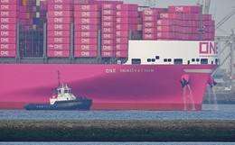 Siêu tàu lớn nhất thế giới phá vỡ kỷ lục lịch sử: Rung chuyển ngành vận tải biển toàn cầu